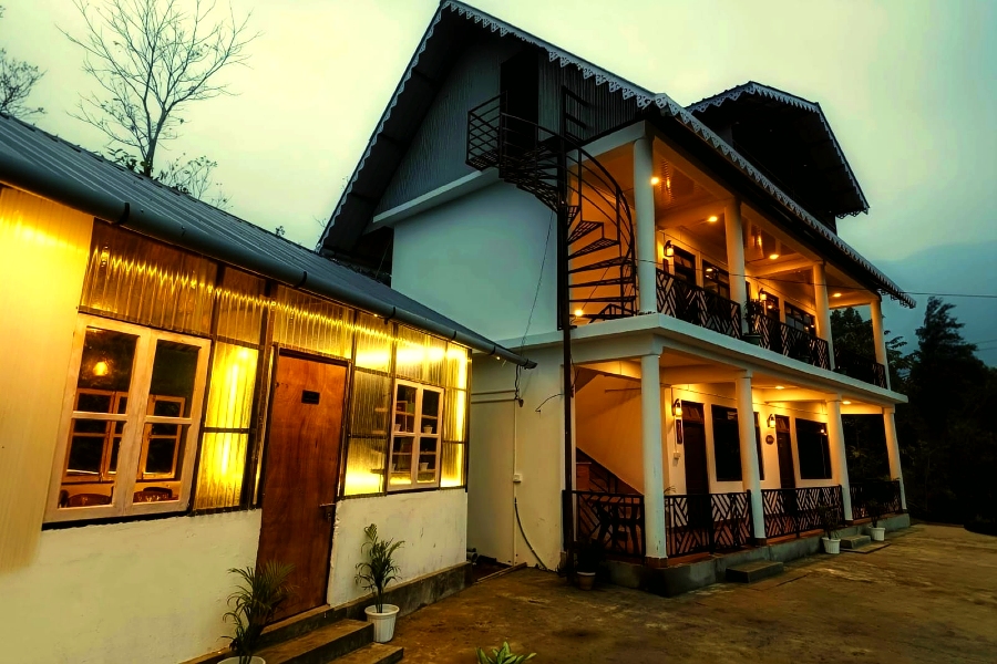 Khamri Homestay Sittong
